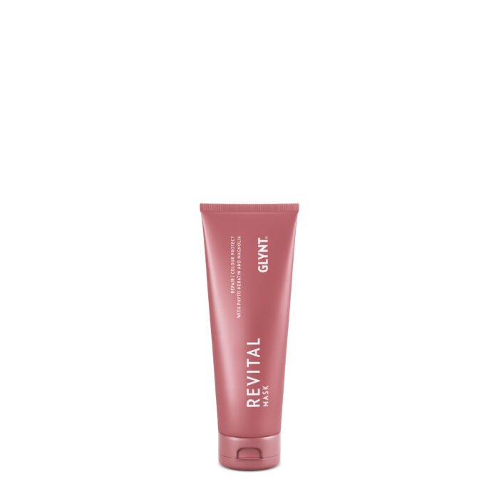 Die REVITAL Mask ist speziell für coloriertes Haar entwickelt worden. Die Haarmaske führt dem Haar die Pflege-Wirkstoffe Magnolie und Phyto-Keratin in hoher Konzentration zu. So wird die Struktur von strapaziertem Haar stark verbessert und das Haar wird geschmeidiger und glänzender. Auch die Haltbarkeit der Haarfarbe verbessert sich stark. Für optimale Ergebnisse empfehlen wir Dir, die REVITAL Mask in Kombination mit dem REVITAL Shampoo und dem REVITAL Care Spray zu verwenden. Diese Produkte ergänzen sich perfekt und schenken deinem Haar die Unterstützung, die es braucht, um wieder kräftiger und geschmeidiger zu werden – für eine langanhaltende, strahlende Haarfarbe.