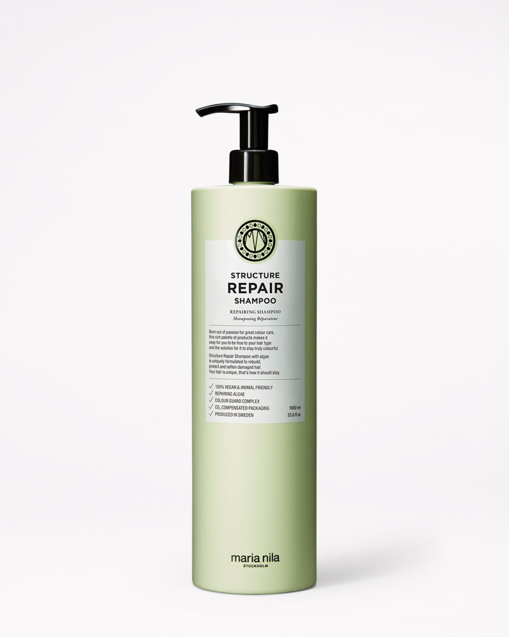 Ein sanftes Shampoo für geschädigtes, trockenes und chemisch behandeltes Haar. Spendet Feuchtigkeit und stärkt die Haarstruktur. Reparierender Algenextrakt schenkt dem Haar Kraft, Geschmeidigkeit und Glanz. Für geschädigtes und trockenes Haar Mit stärkendem und reparierendem Algenextrakt 100 % vegan und tierfreundlich