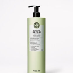 Ein sanftes Shampoo für geschädigtes, trockenes und chemisch behandeltes Haar. Spendet Feuchtigkeit und stärkt die Haarstruktur. Reparierender Algenextrakt schenkt dem Haar Kraft, Geschmeidigkeit und Glanz. Für geschädigtes und trockenes Haar Mit stärkendem und reparierendem Algenextrakt 100 % vegan und tierfreundlich