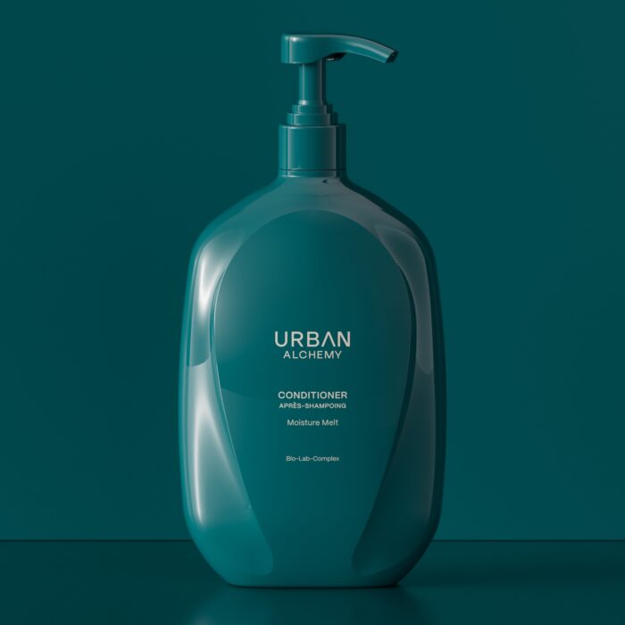 Entdecke den Moisture Melt Conditioner von Beyond Care – die perfekte Ergänzung für geschmeidiges Haar und sofortige Feuchtigkeit! Mit Hyaluronsäure und Panthenol versorgt er dein Haar intensiv mit Feuchtigkeit, erleichtert die Kämmbarkeit und sorgt für geschmeidige, gesunde Längen – ganz ohne zu beschweren. Ideal für alle Haartypen, die sich ein leichtes, seidiges Finish wünschen!